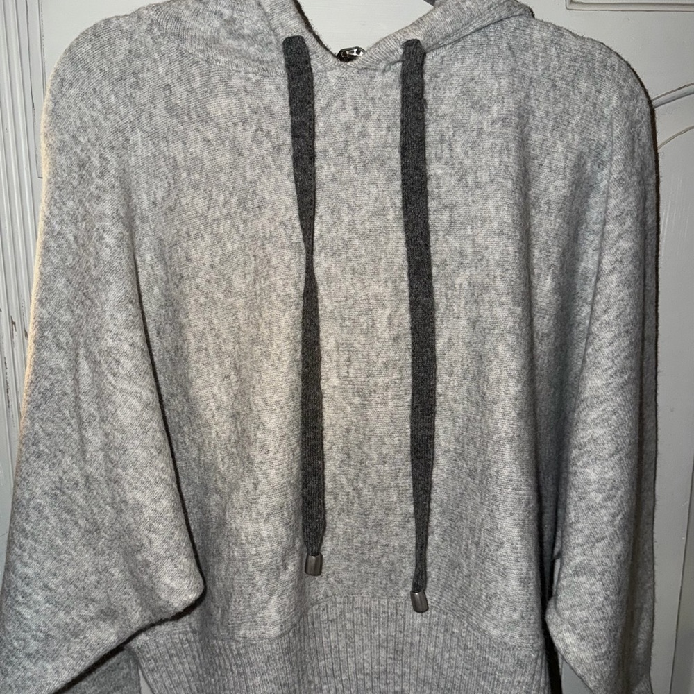 Hooded Collab by Pringle Scotland + H&M Sweater